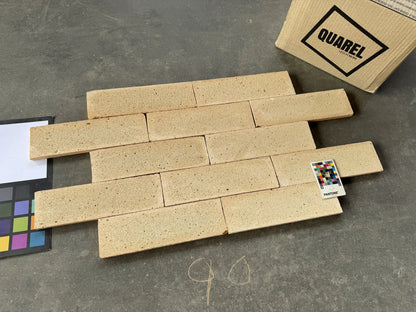 Cream Ed. Limitada 0825  1 m²