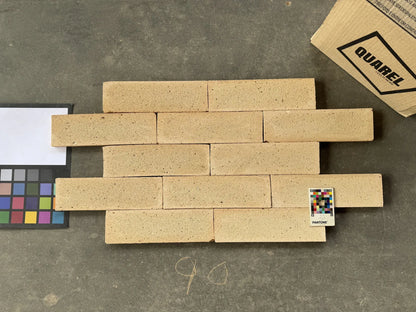 Cream Ed. Limitada 0825  1 m²